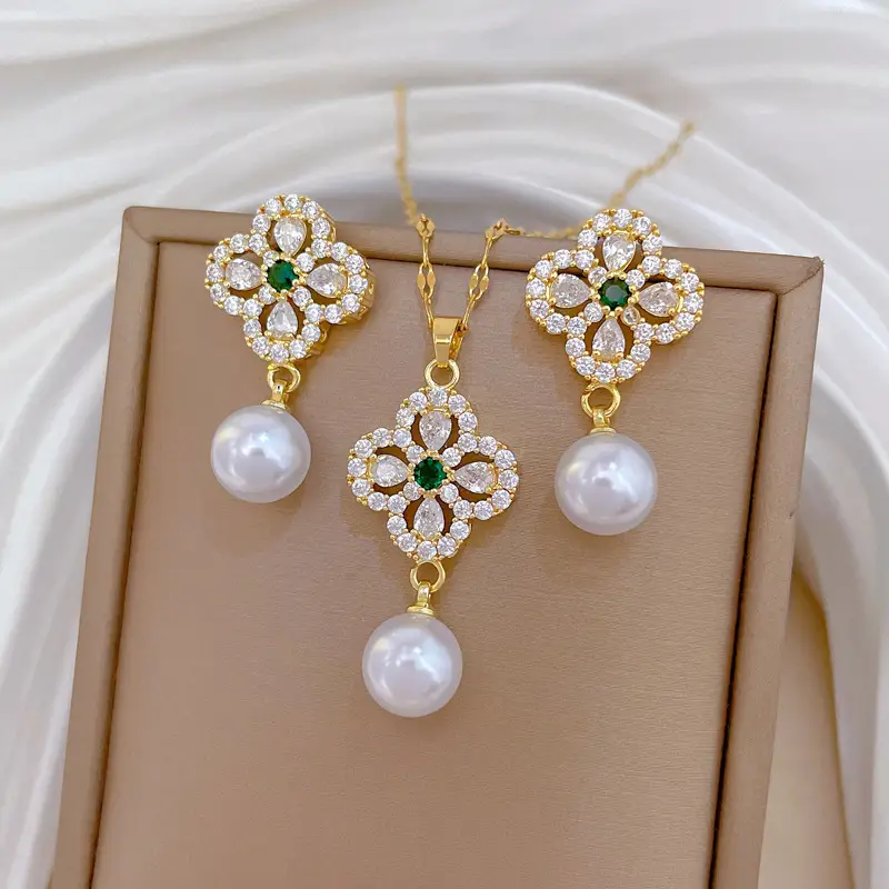 Luxury Zircon Heart Earrings & Necklace Set