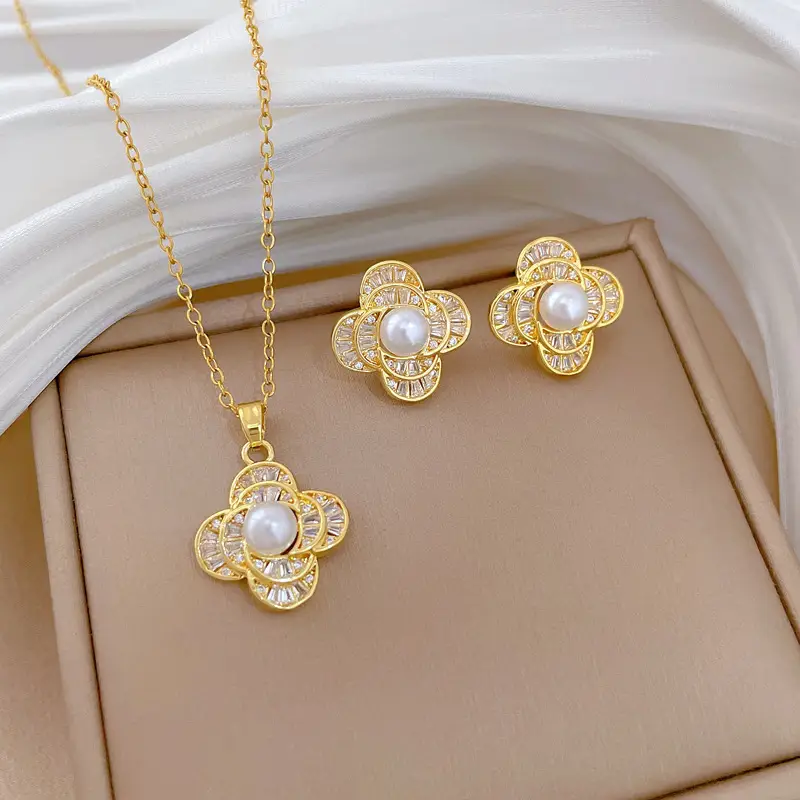 Luxury Zircon Heart Earrings & Necklace Set