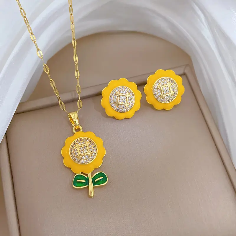 Luxury Zircon Heart Earrings & Necklace Set
