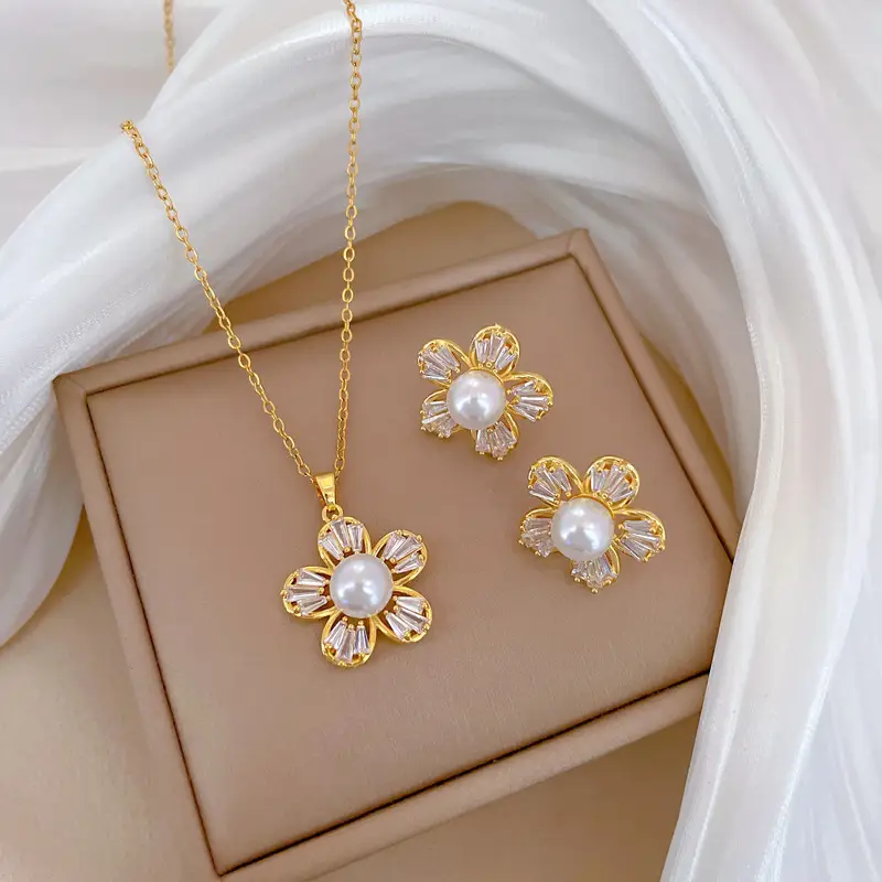 Luxury Zircon Heart Earrings & Necklace Set