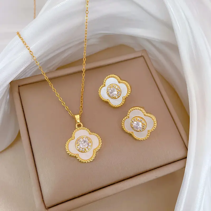 Luxury Zircon Heart Earrings & Necklace Set
