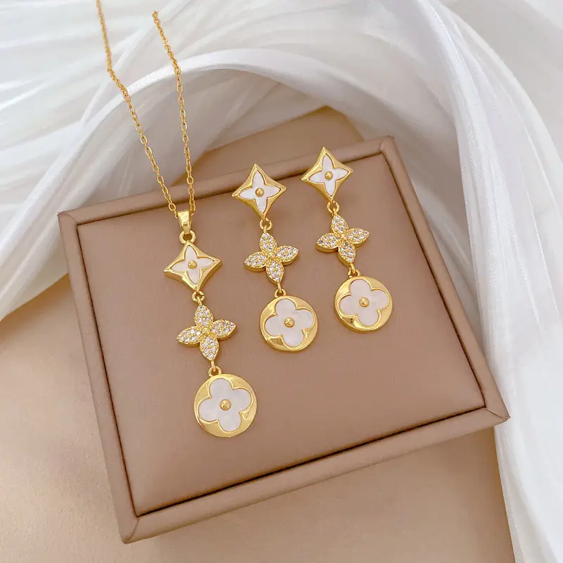 Luxury Zircon Heart Earrings & Necklace Set