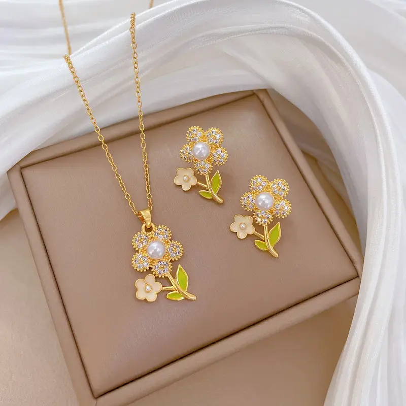 Luxury Zircon Heart Earrings & Necklace Set