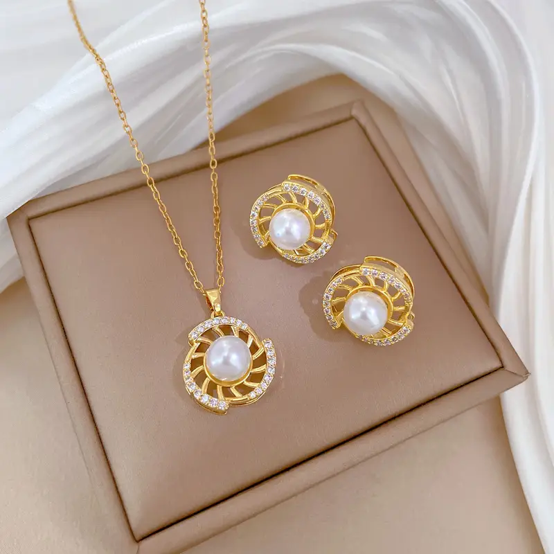 Luxury Zircon Heart Earrings & Necklace Set