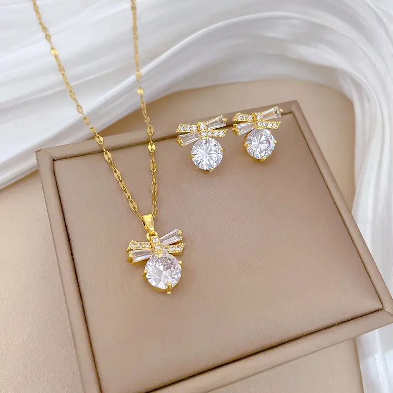 Luxury Zircon Heart Earrings & Necklace Set