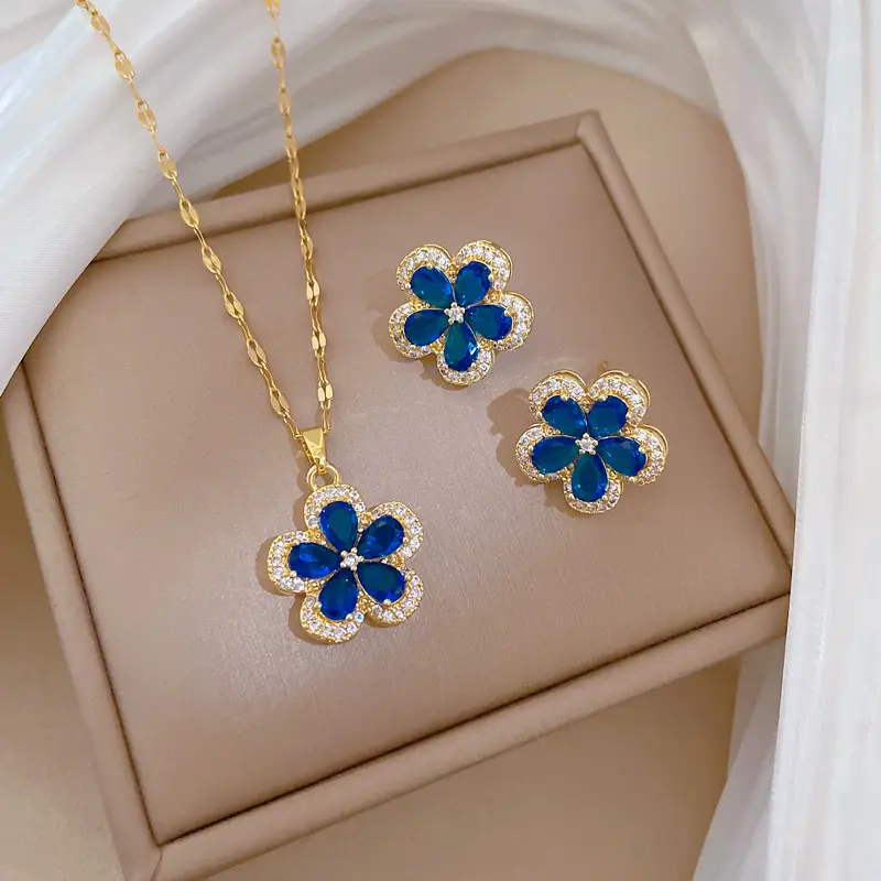Luxury Zircon Heart Earrings & Necklace Set