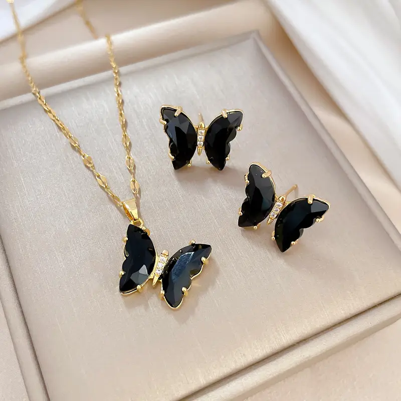 Luxury Zircon Heart Earrings & Necklace Set