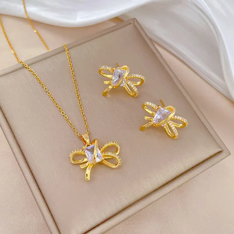 Luxury Zircon Heart Earrings & Necklace Set