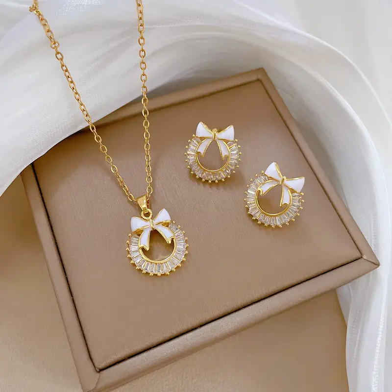 Luxury Zircon Heart Earrings & Necklace Set