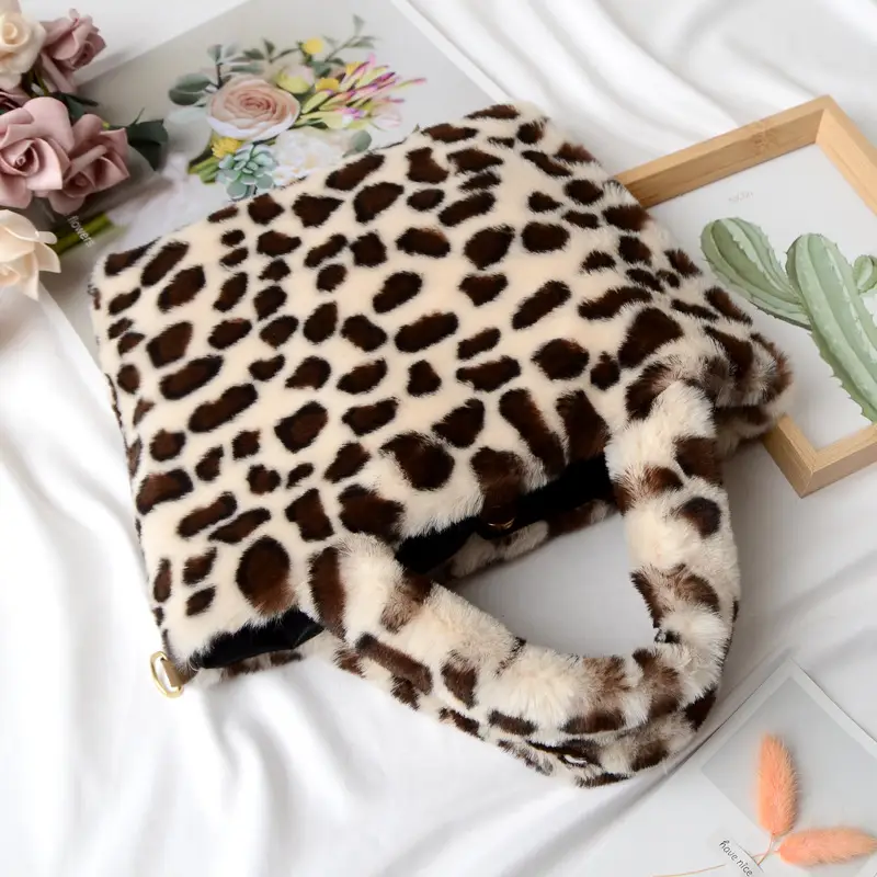 European American Leopard Print Plush Shoulder Bag Large Capacity - Image 10