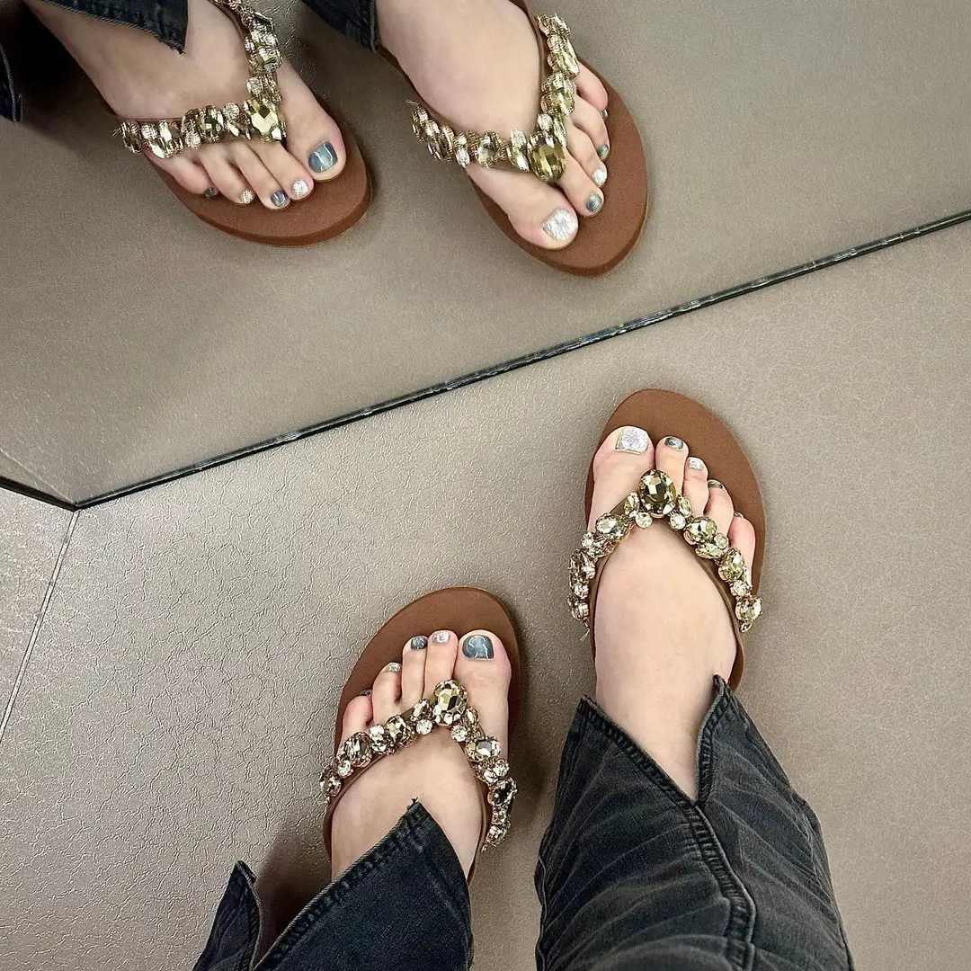 Summer Handmade Beaded Flip-Flops for Women, Outdoor Wear, Flat-Soled, Fashionable, Beach, Non-Slip, Women's Sandals - Image 8