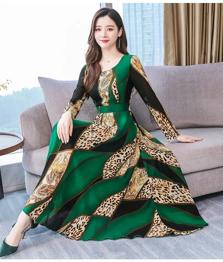 Red Printed Long Sleeve Kurti with Skirt Set — feature 18