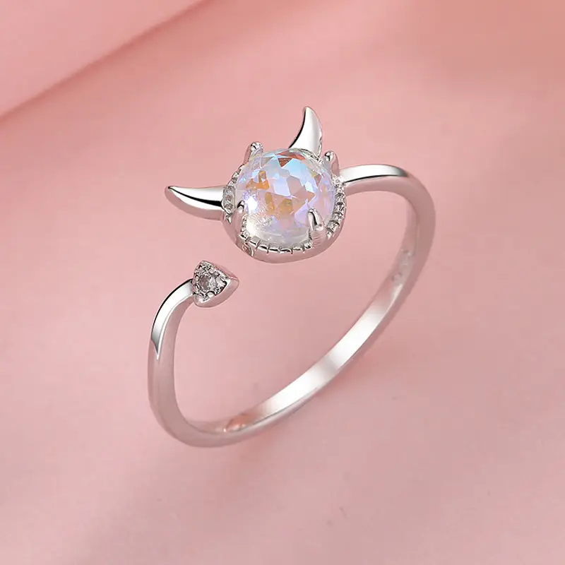 Ancient Cat Nail Ring with Moonlight Stone for Women - Image 3
