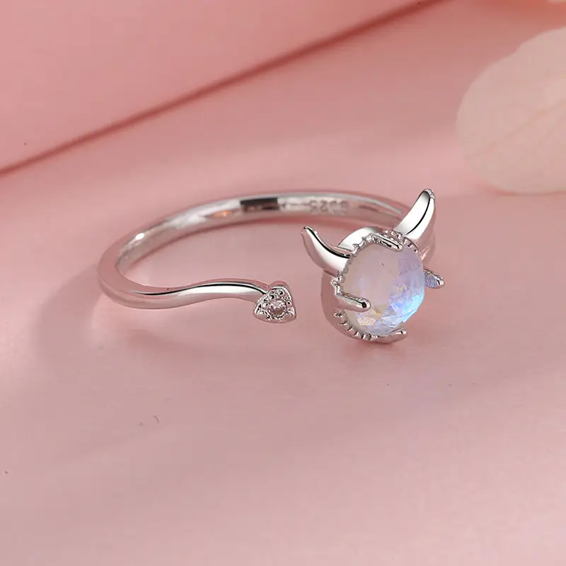 Ancient Cat Nail Ring with Moonlight Stone for Women - Image 4