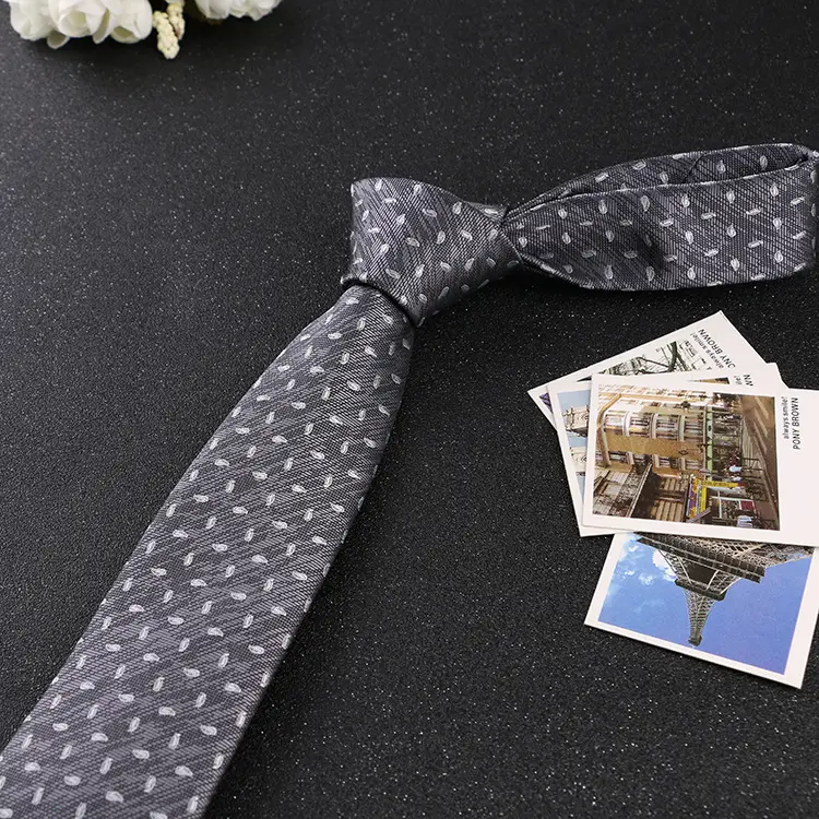 7cm Navy Polka Dot Dress Tie for Men - Image 7