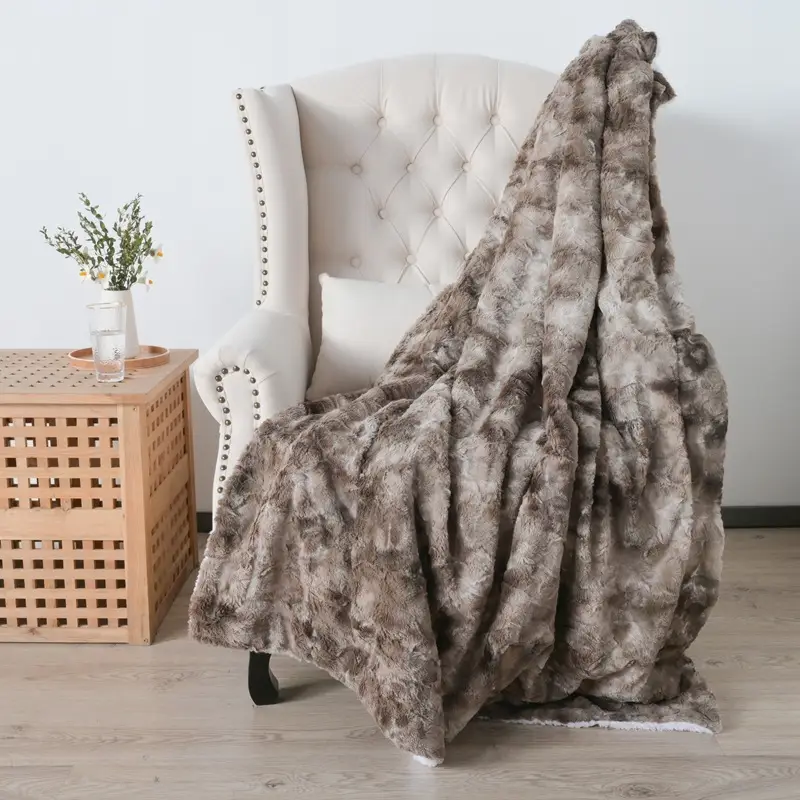 Double-layer Faux Fur Blanket Brown White Tie-Dye - Image 9