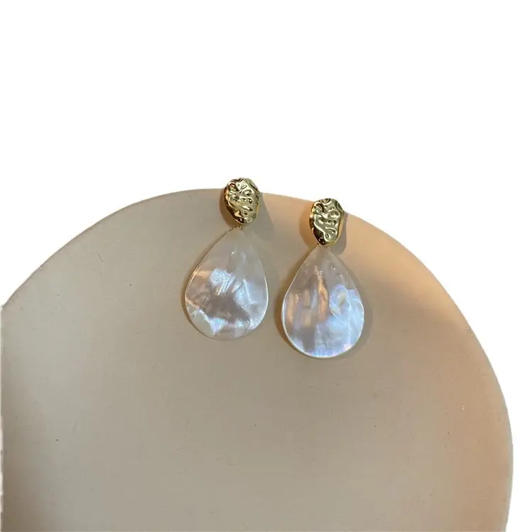 New Chinoiserie Fan Shaped Earrings for Women - Image 5