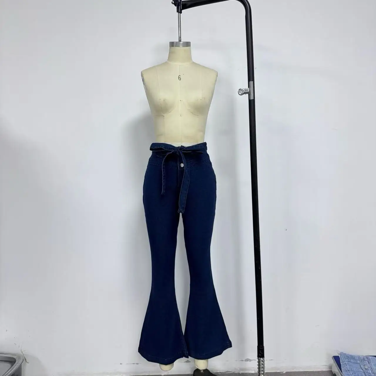 High Waist Flared Jeans for Women Black Wide Leg — feature 4