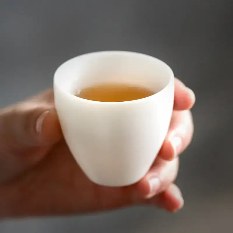 White Porcelain Tea Cup with Blue Line & Thin Feet — feature 1