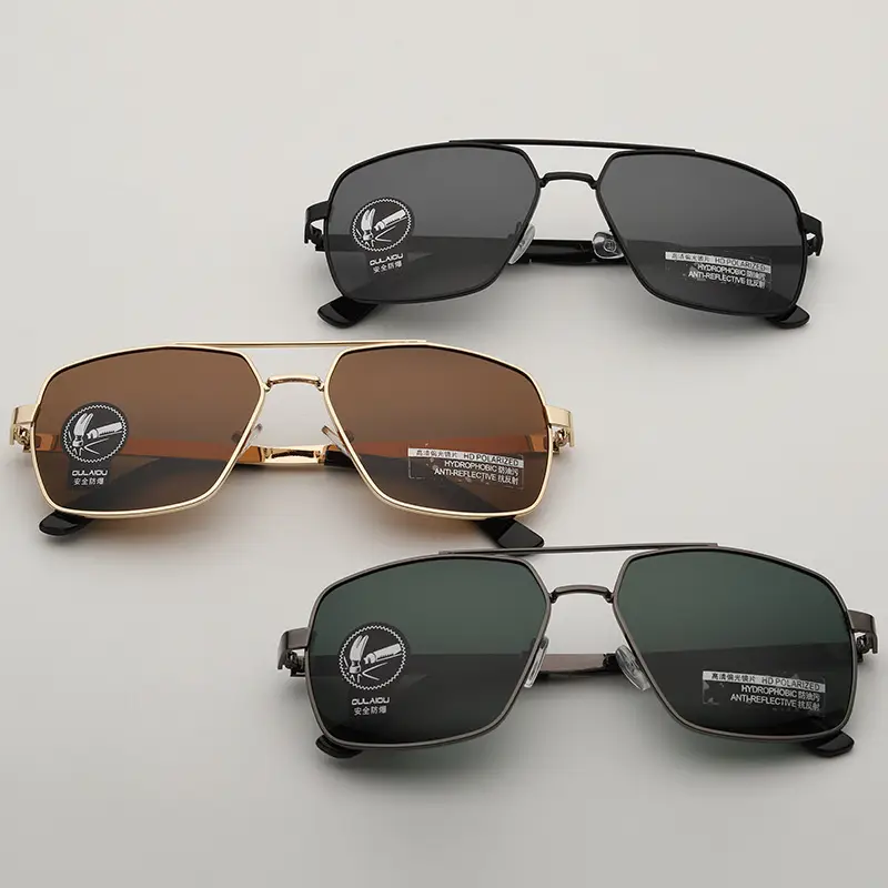 Men's Metal Square Sunglasses with Color-Change UV400 - Image 2