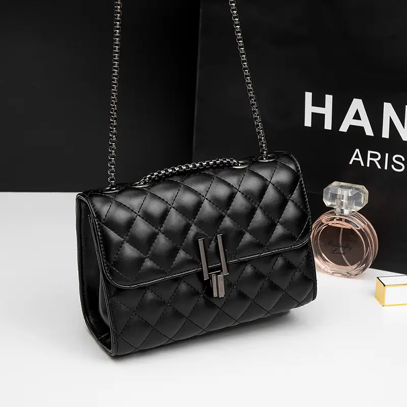 Black Rhomboid Chain Crossbody Bag for Women
