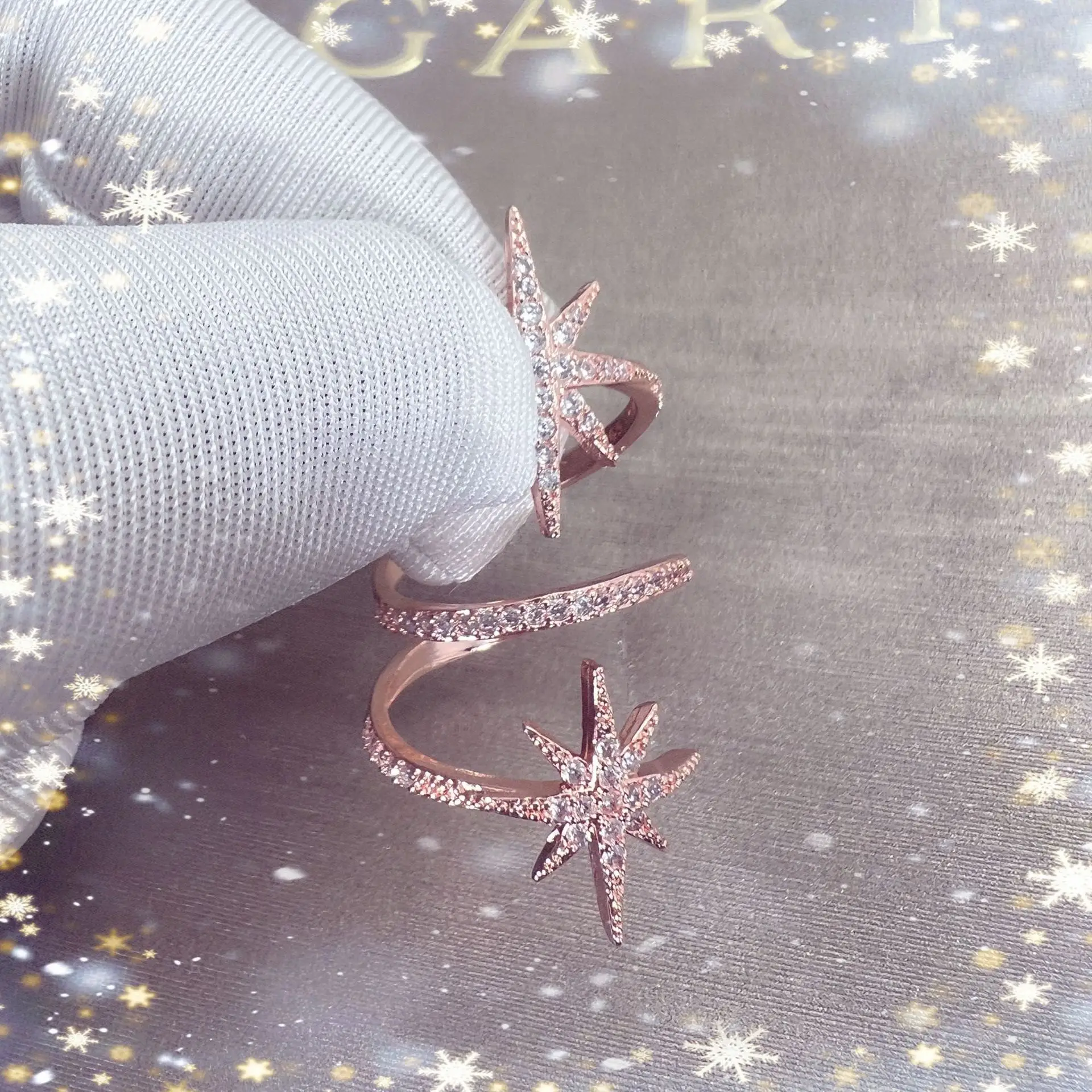 Geometric Star Zircon Ring Adjustable White - Image 3