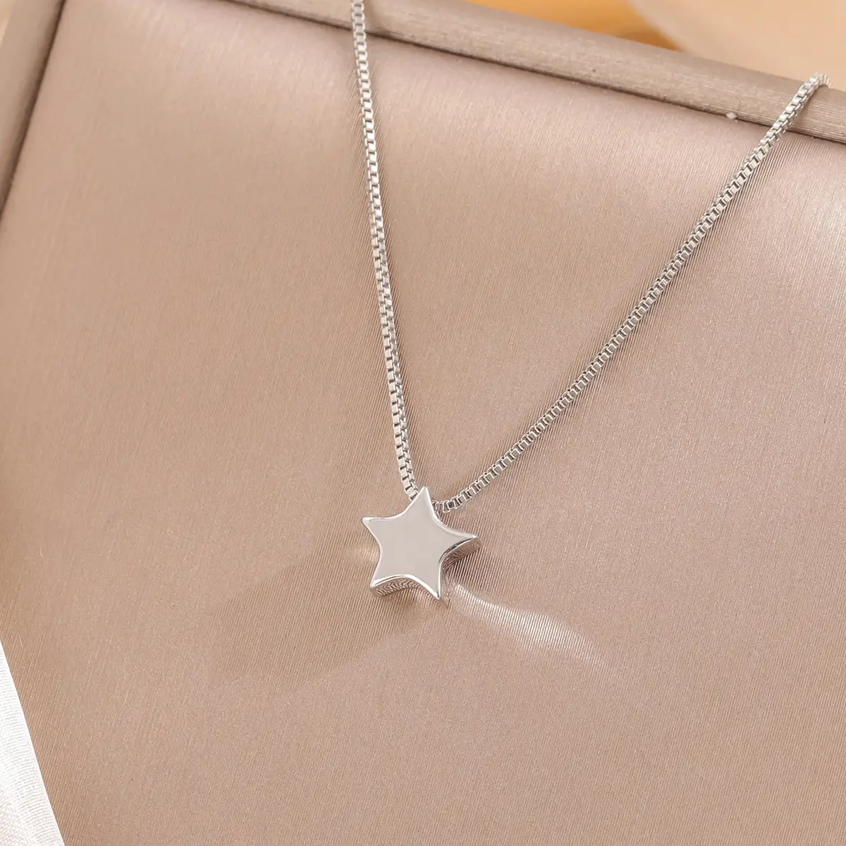 Korean Style Star Pendant Necklace for Women - Image 2