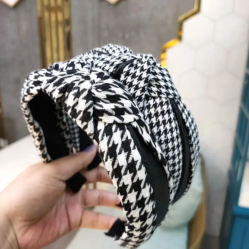 Korean-style Houndstooth Hairband for Women - Image 3