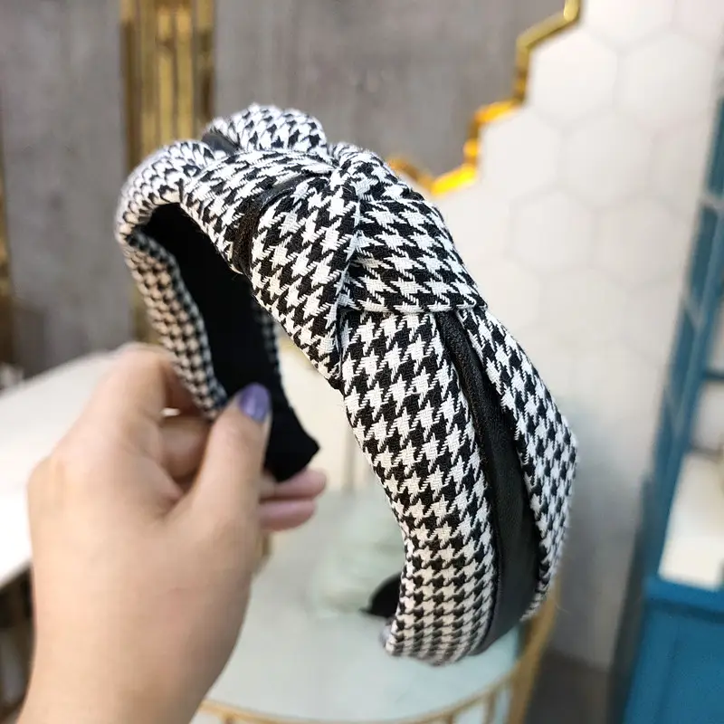 Korean-style Houndstooth Hairband for Women - Image 2