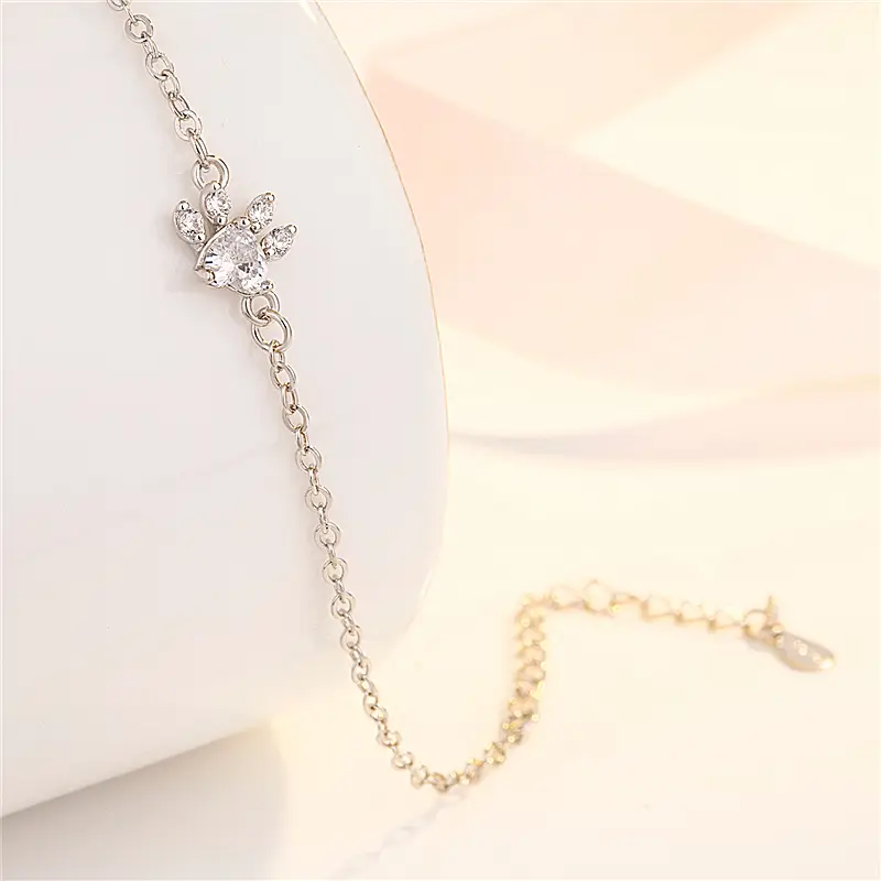 Platinum Zircon Claw Bracelet Set for Women — feature 13