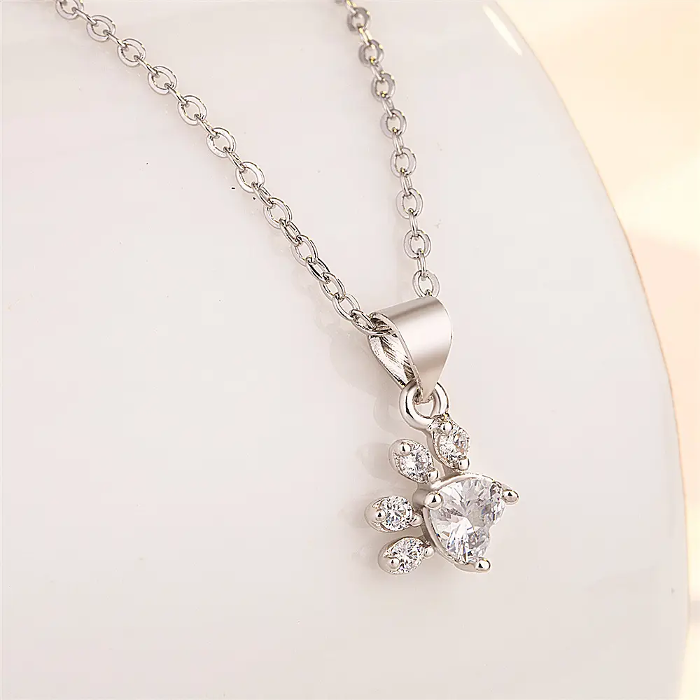 Platinum Zircon Claw Bracelet Set for Women — feature 9