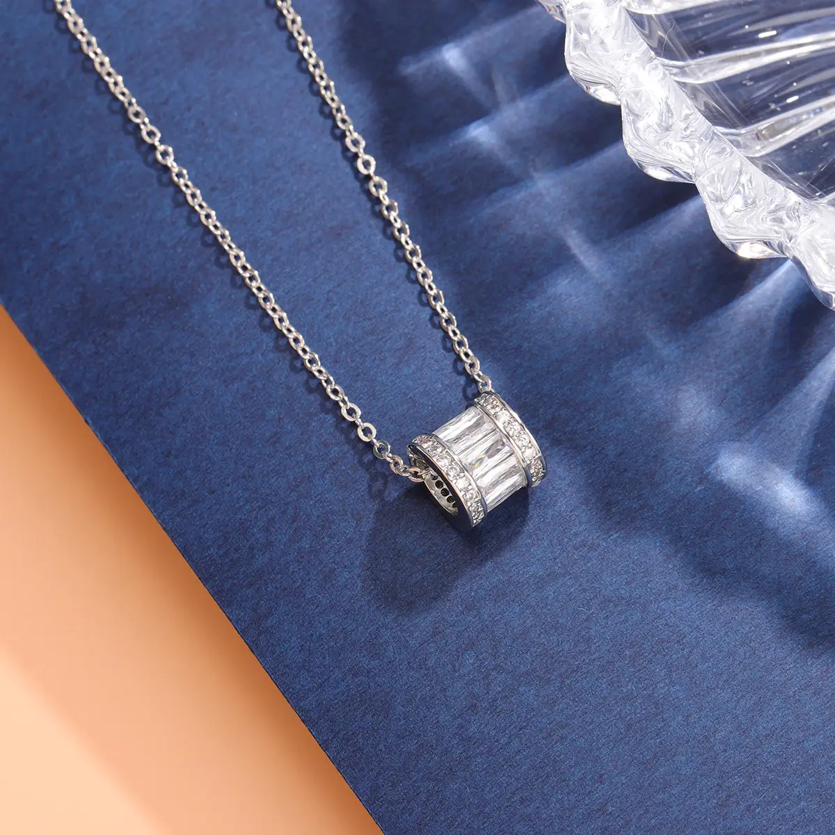 Elegant Diamond Clavicle Necklace for Women - Image 5