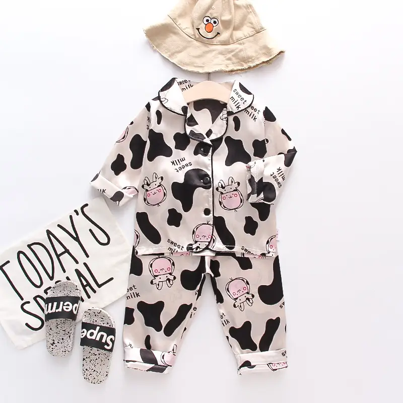 Mufu Rui One-Piece Loungewear Set Cream Black - Image 15