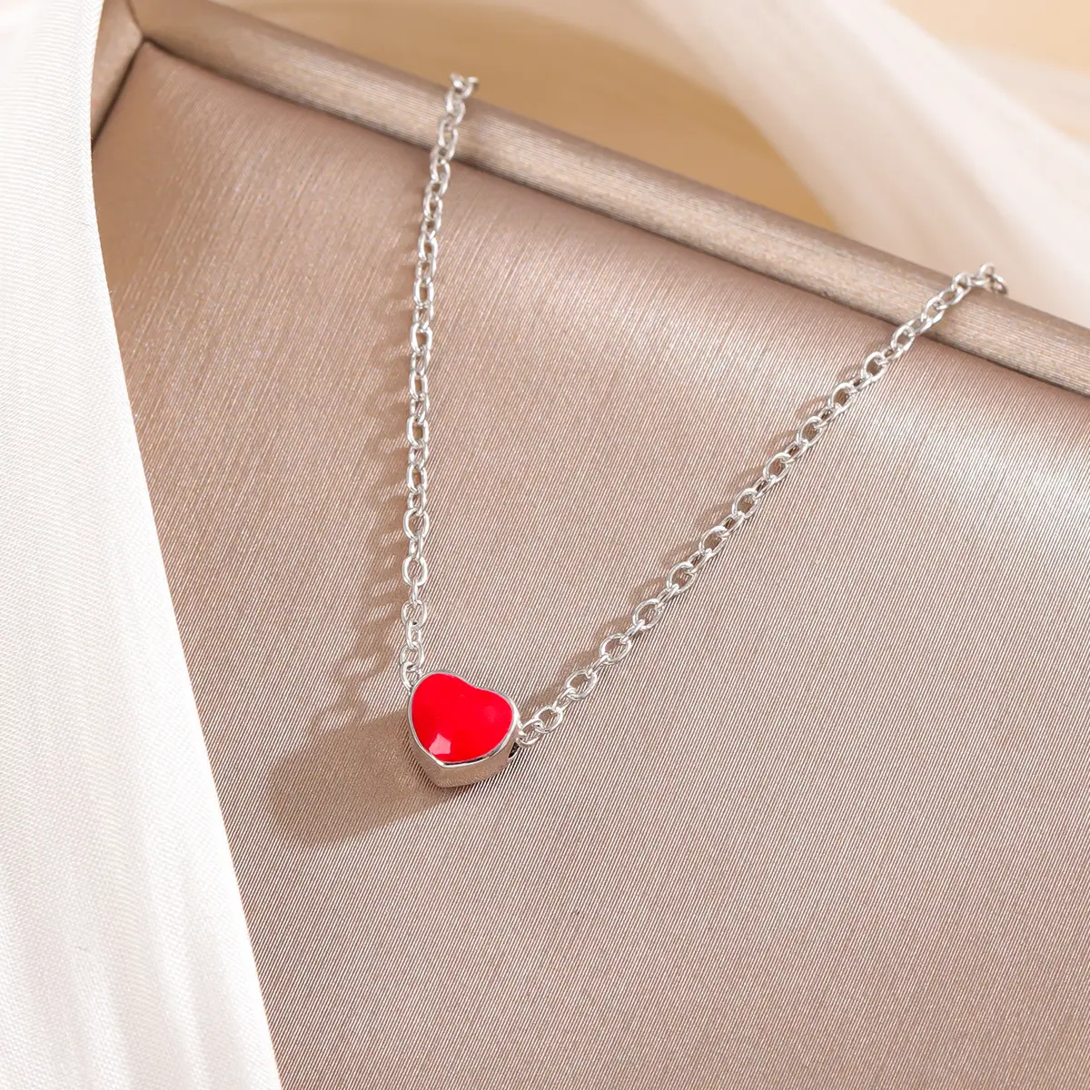 Red Heart Clavicle Necklace for Women - Image 2