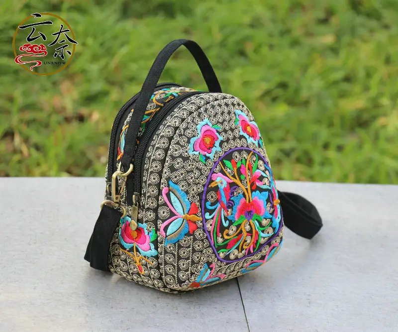 Embroidered Multi-purpose Women's Crossbody Bag — feature 10