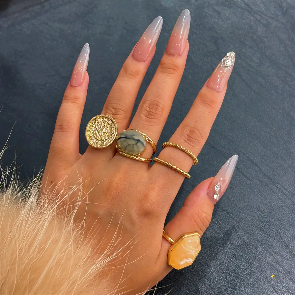 Cross-border Gold Plated Resin Rings Set of 5 — feature 3