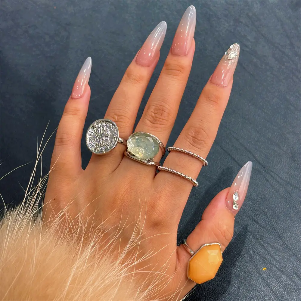 Cross-border Gold Plated Resin Rings Set of 5 — feature 4