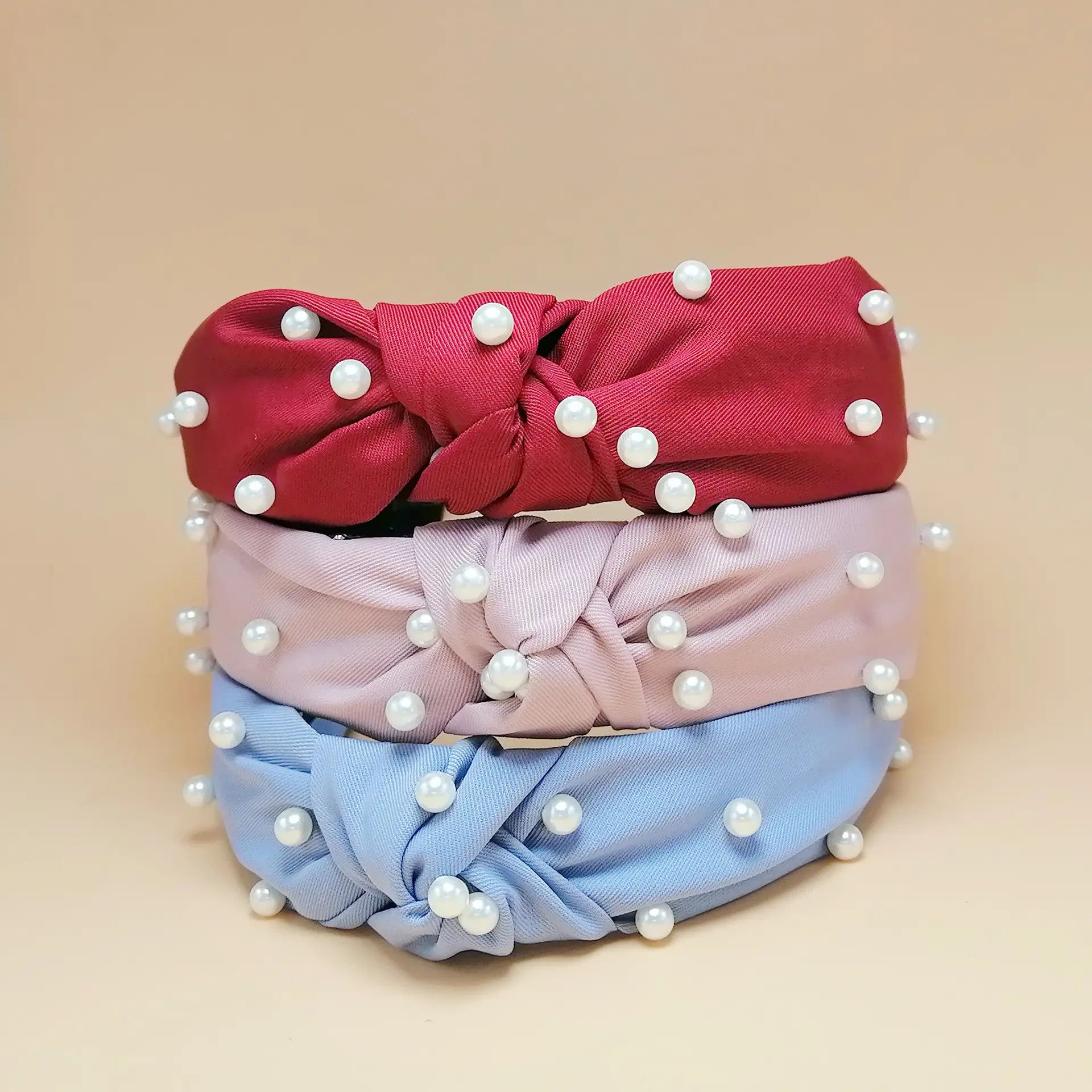 Pink Pearl Knotted Hairband with Wide Bristle - Image 8