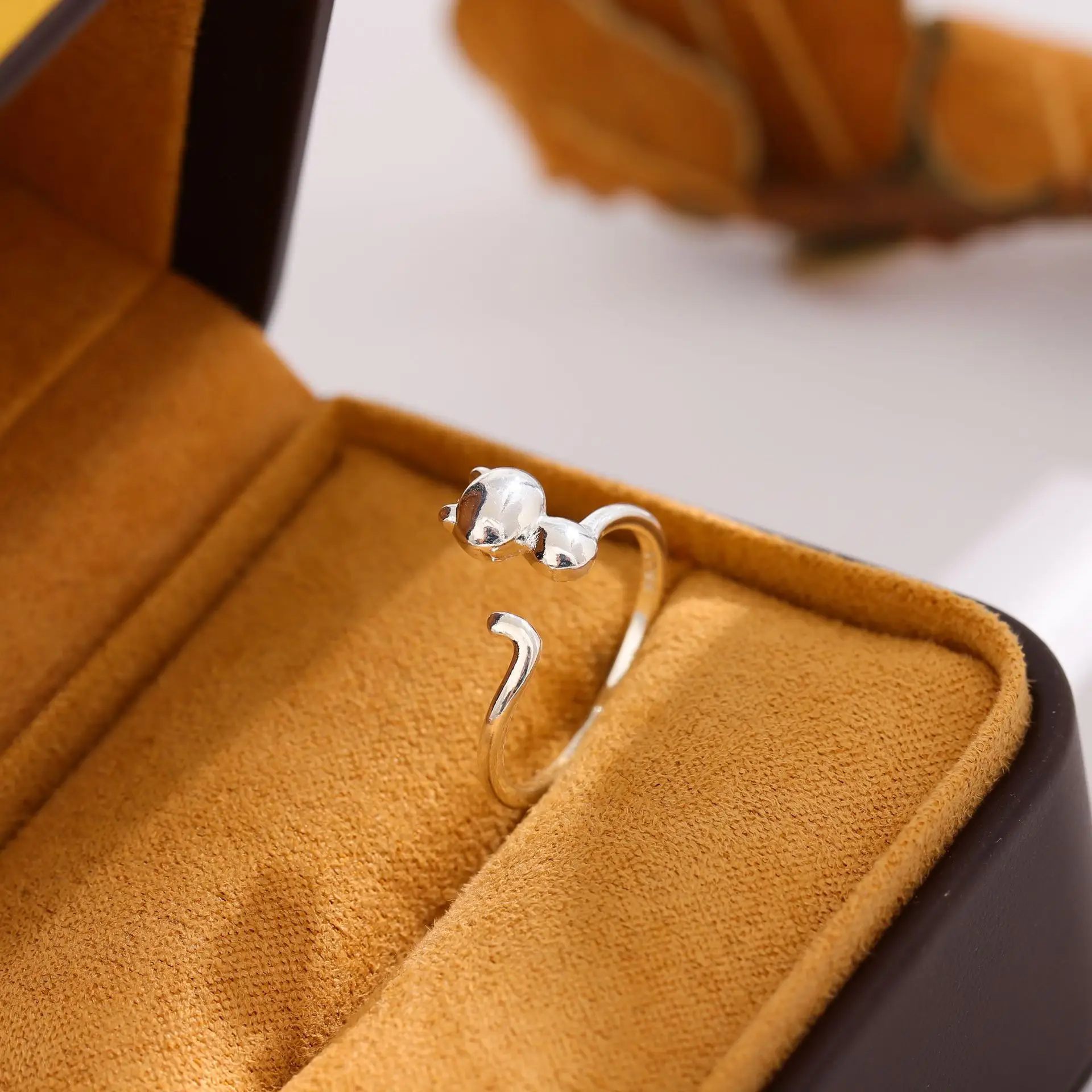 Korean Style Open Ring for Women Fresh Cat Design - Image 3