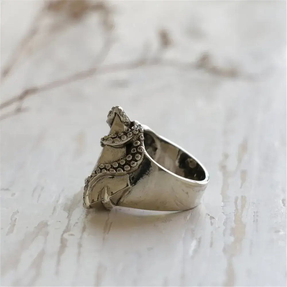Eye of Horus Metal Ring for Men - Image 3