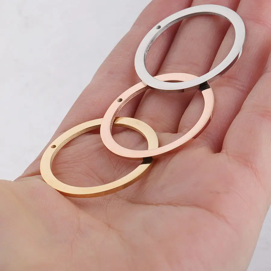30mm Stainless Steel Mirror Ring with Hole - Image 5