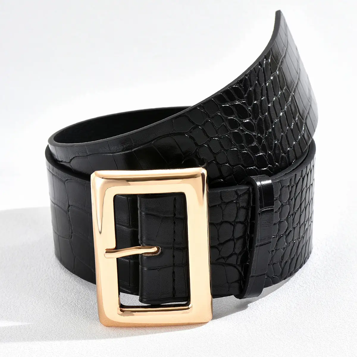 White Croc Belt with Rose Gold Buckle - Image 6
