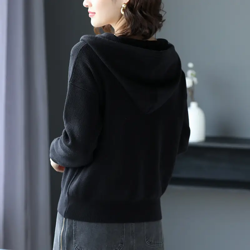 Women Knitted Hooded Sweater Jacket Red Black Set - Image 11