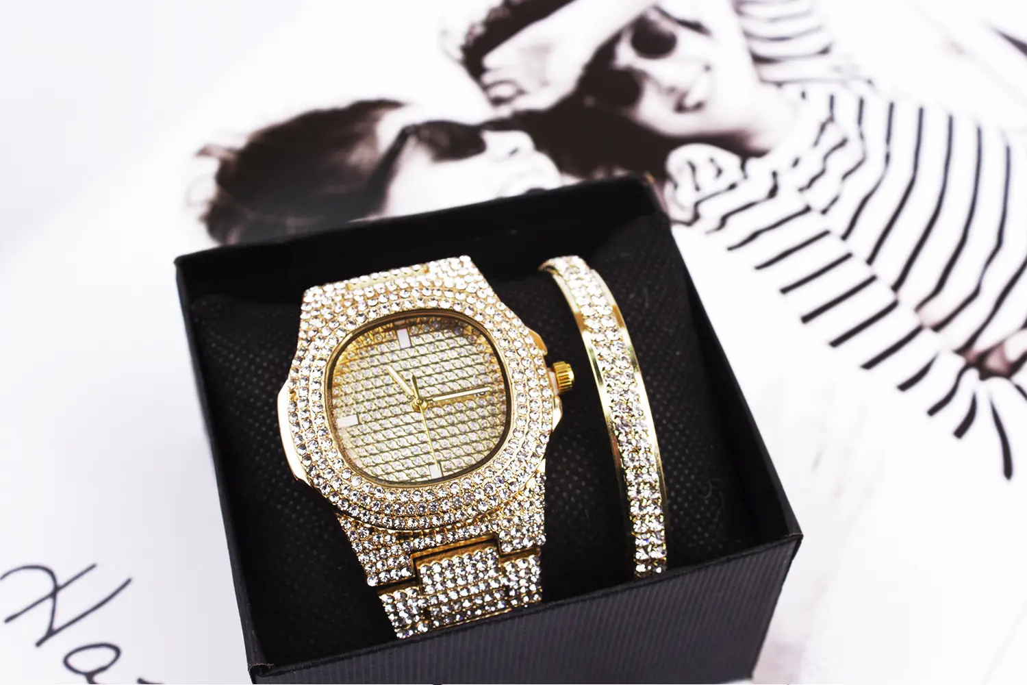 Diamond Wristwatch Set for Women Luxury Bracelet Watch — feature 13