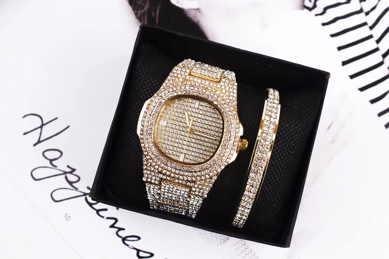 Diamond Wristwatch Set for Women Luxury Bracelet Watch — feature 6
