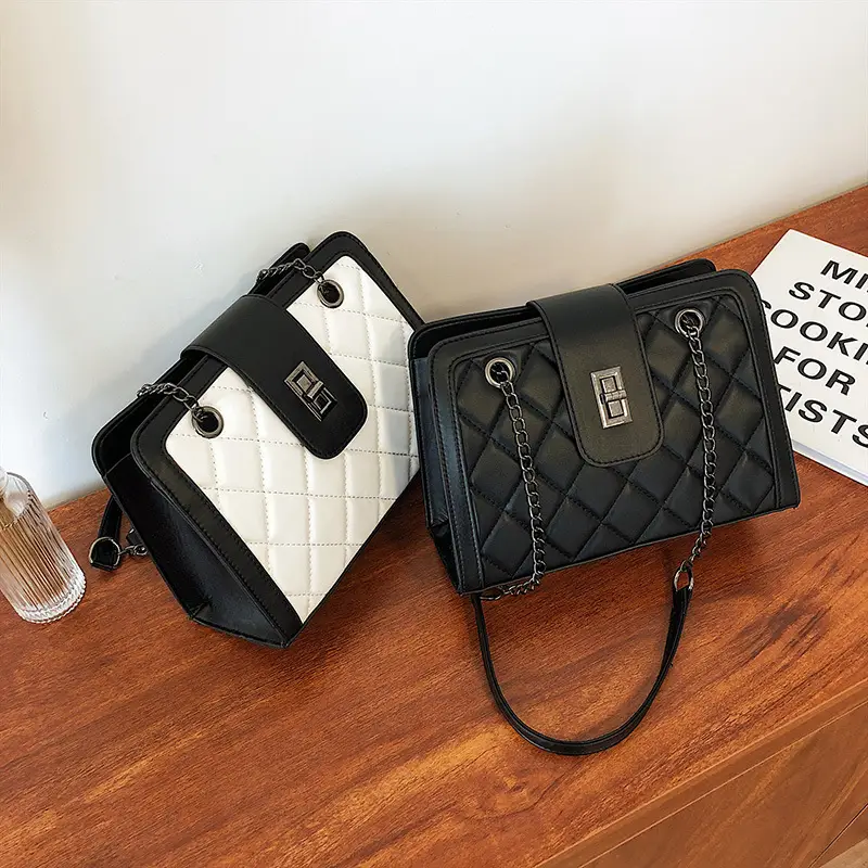 Black Quilted Women's Shoulder Bag 2024 Korean Style - Image 3