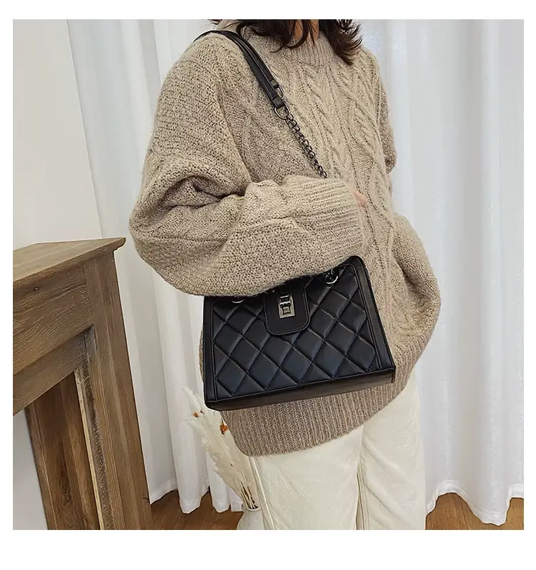 Black Quilted Women's Shoulder Bag 2024 Korean Style — feature 66