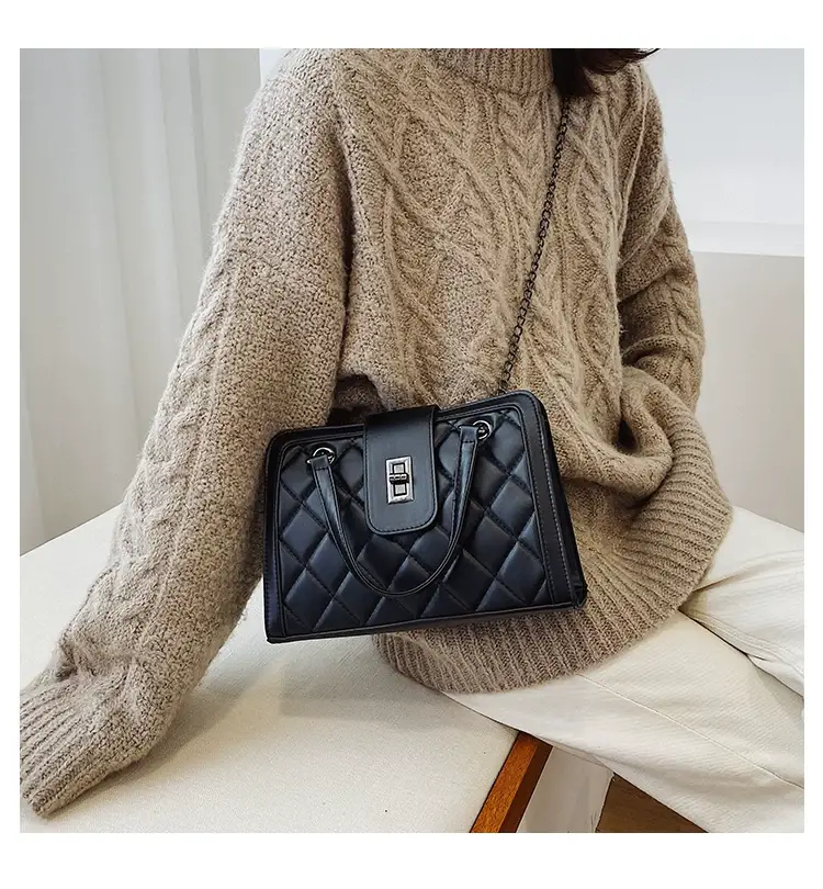 Black Quilted Women's Shoulder Bag 2024 Korean Style — feature 75