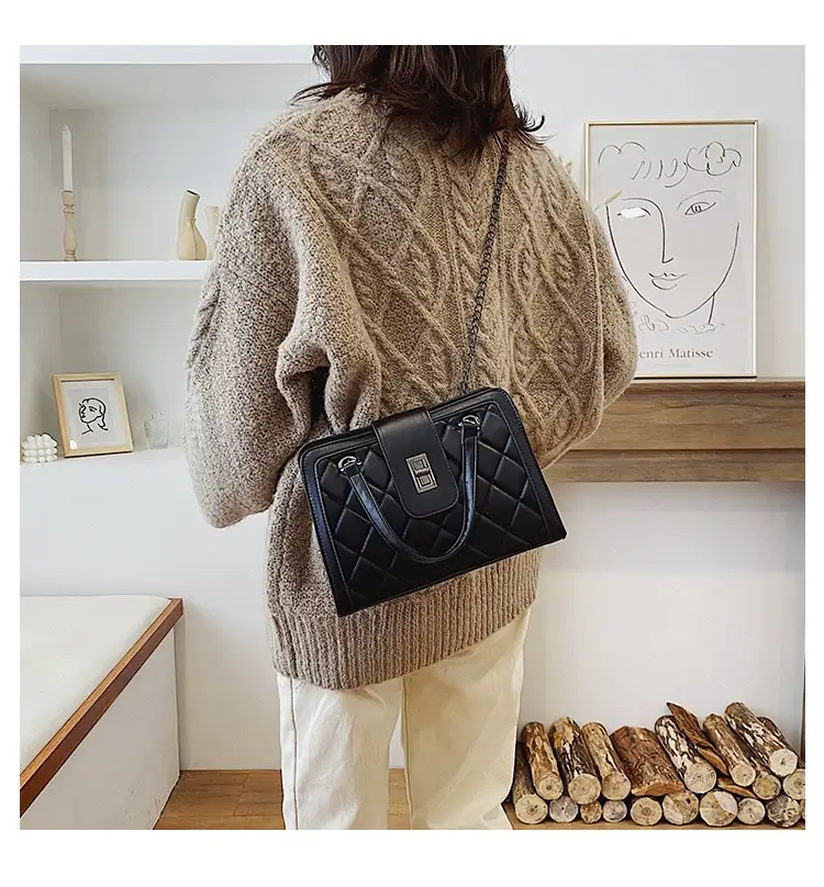 Black Quilted Women's Shoulder Bag 2024 Korean Style — feature 81