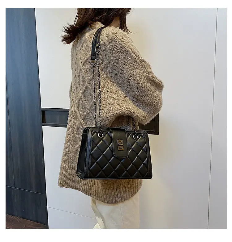Black Quilted Women's Shoulder Bag 2024 Korean Style — feature 84